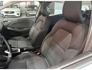 
										RENAULT CLIO INTENS E-TECH HIBRIDO 104 KW (140CV) full									