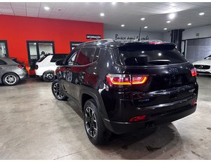 
										JEEP COMPASS 4XE 1.3 PHEV 177KW TRAILHAWK AT AWD full									