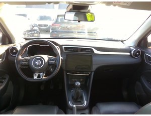 
										MG ZS 1.5 LUXURY full									