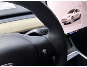 
										TESLA MODEL Y TRACCION TRASERA RWD full									