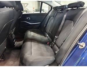 
										BMW SERIE 3 320E full									