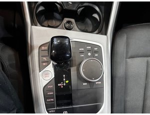 
										BMW SERIE 3 320E full									