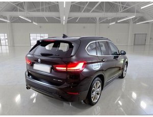 
										BMW X1 XDRIVE25E full									