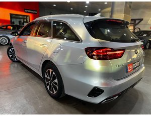 
										KIA CEED TOURER 1.6 GDI PHEV 104KW (141CV) EDRIVE full									