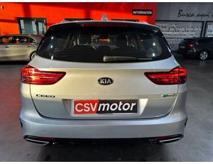 
										KIA CEED TOURER 1.6 GDI PHEV 104KW (141CV) EDRIVE full									
