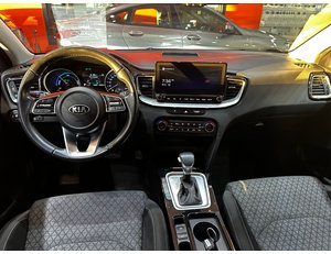 
										KIA CEED TOURER 1.6 GDI PHEV 104KW (141CV) EDRIVE full									