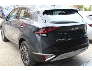 
										KIA SPORTAGE 1.6 T-GDI HEV 171KW (230CV) DRIVE 4X2 full									