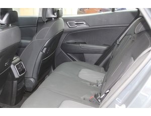
										KIA SPORTAGE 1.6 T-GDI HEV 171KW (230CV) DRIVE 4X2 full									