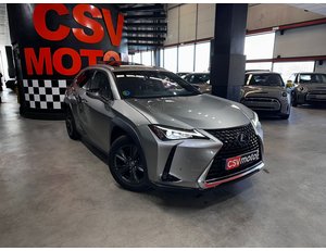 
										LEXUS UX 2.0 250H LUXURY full									