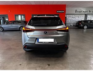 
										LEXUS UX 2.0 250H LUXURY full									