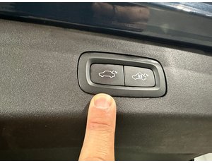 
										LYNK & CO 01 1.5 PHEV full									