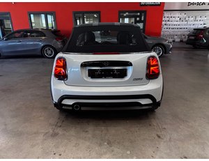 
										MINI MINI COOPER CABRIO full									