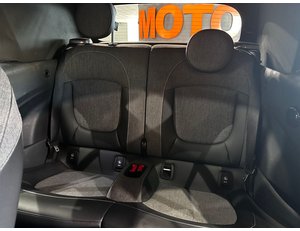 
										MINI MINI COOPER CABRIO full									