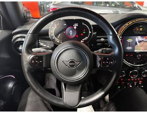 
										MINI MINI COOPER CABRIO full									
