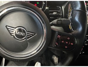 
										MINI MINI COOPER CABRIO full									