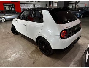 
										HONDA HONDA E E ADVANCE LLANTAS 16 full									