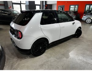 
										HONDA HONDA E E ADVANCE LLANTAS 16 full									