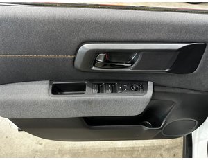 
										HONDA HONDA E E ADVANCE LLANTAS 16 full									