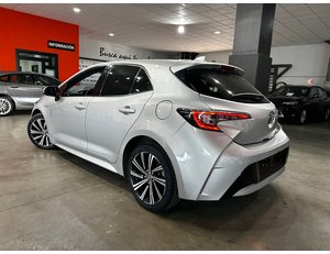 
										TOYOTA COROLLA 1.8 125H STYLE E-CVT full									