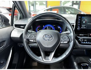 
										TOYOTA COROLLA 1.8 125H STYLE E-CVT full									