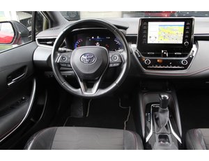 
										TOYOTA COROLLA 1.8 125H STYLE E-CVT full									