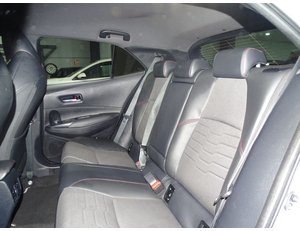 
										TOYOTA COROLLA 1.8 125H STYLE E-CVT full									