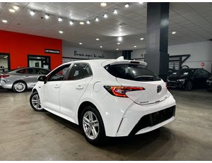 
										TOYOTA COROLLA 1.8 125H ACTIVE TECH E-CVT full									