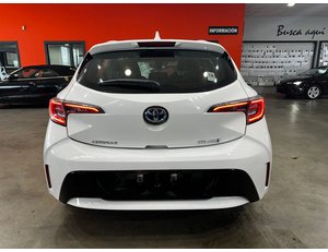 
										TOYOTA COROLLA 1.8 125H ACTIVE TECH E-CVT full									