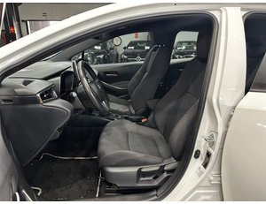 
										TOYOTA COROLLA 1.8 125H ACTIVE TECH E-CVT full									
