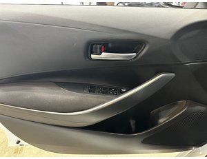 
										TOYOTA COROLLA 1.8 125H ACTIVE TECH E-CVT full									