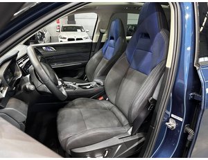
										LYNK & CO 01 1.5 PHEV 6.6KW full									