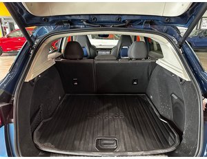 
										LYNK & CO 01 1.5 PHEV 6.6KW full									