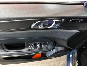 
										LYNK & CO 01 1.5 PHEV 6.6KW full									
