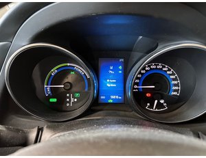 
										TOYOTA AURIS 1.8 140H HYBRID FEEL! EDITION full									