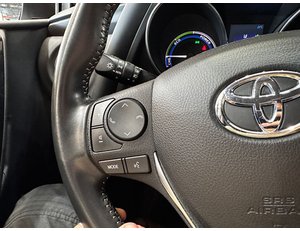 
										TOYOTA AURIS 1.8 140H HYBRID FEEL! EDITION full									