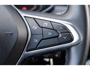 
										RENAULT CLIO INTENS E-TECH HIBRIDO 104 KW (140CV) full									