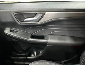 
										FORD KUGA TITANIUM 2.5 DURATEC FHEV 140KW AUTO full									