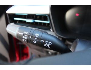 
										MG MG5 LONG RANGE LUXURY full									