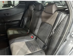 
										TOYOTA C-HR 2.0 180H ADVANCE full									