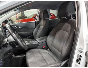 
										HYUNDAI KONA 100KW EV TECNO 2C full									
