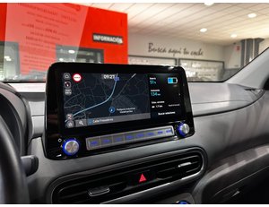 
										HYUNDAI KONA 100KW EV TECNO 2C full									