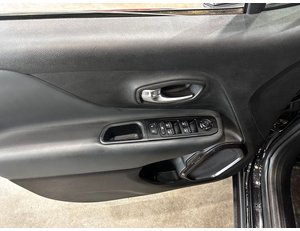 
										JEEP RENEGADE LIMITED 1.3 PHEV 140KW (190CV) AT AWD full									