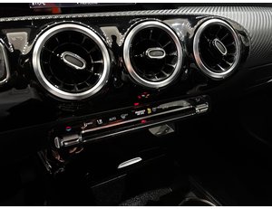 
										MERCEDES BENZ CLASE A MERCEDES A 250 E full									