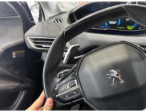 
										PEUGEOT 3008 HYBRID 225 E-EAT8 ALLURE PACK full									