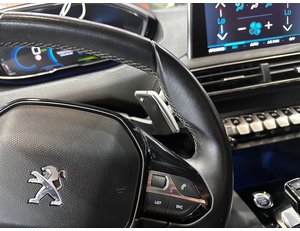 
										PEUGEOT 3008 HYBRID 225 E-EAT8 ALLURE PACK full									