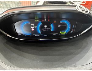 
										PEUGEOT 3008 HYBRID 225 E-EAT8 ALLURE PACK full									