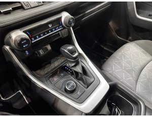 
										TOYOTA RAV4 2.5L 220H ADVANCE 4WD full									