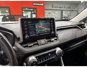 
										TOYOTA RAV4 2.5L 220H ADVANCE 4WD full									