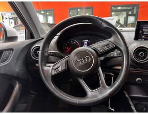 
										AUDI A3 1.5 TFSI 110KW (150CV) COD EVO full									