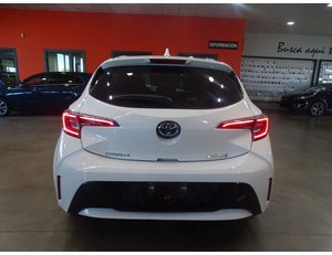 
										TOYOTA COROLLA 1.8 125H STYLE E-CVT full									